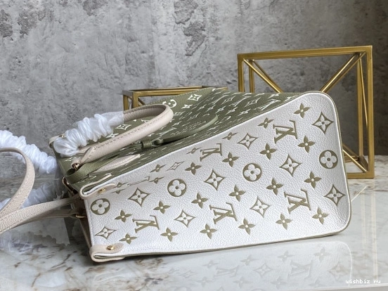 WIS MM VUITTON LOUIS ONTHEGO 0725